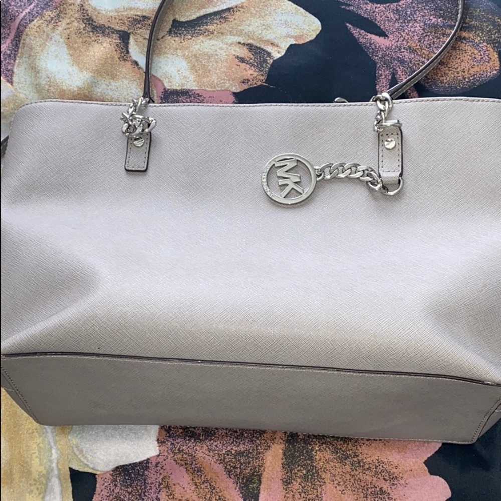 Large gray solid Michael Kors purse